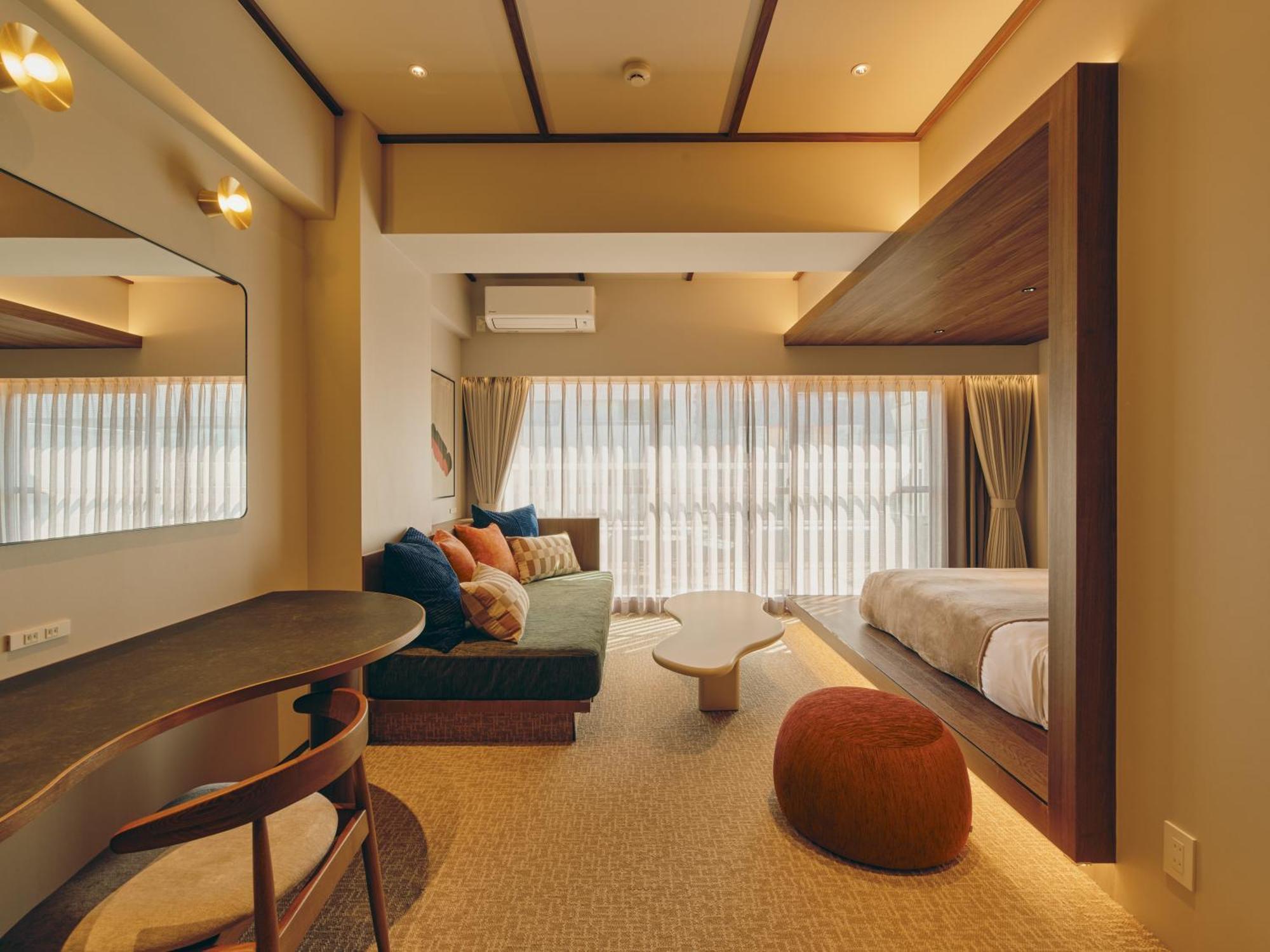 Deluxe Apartment