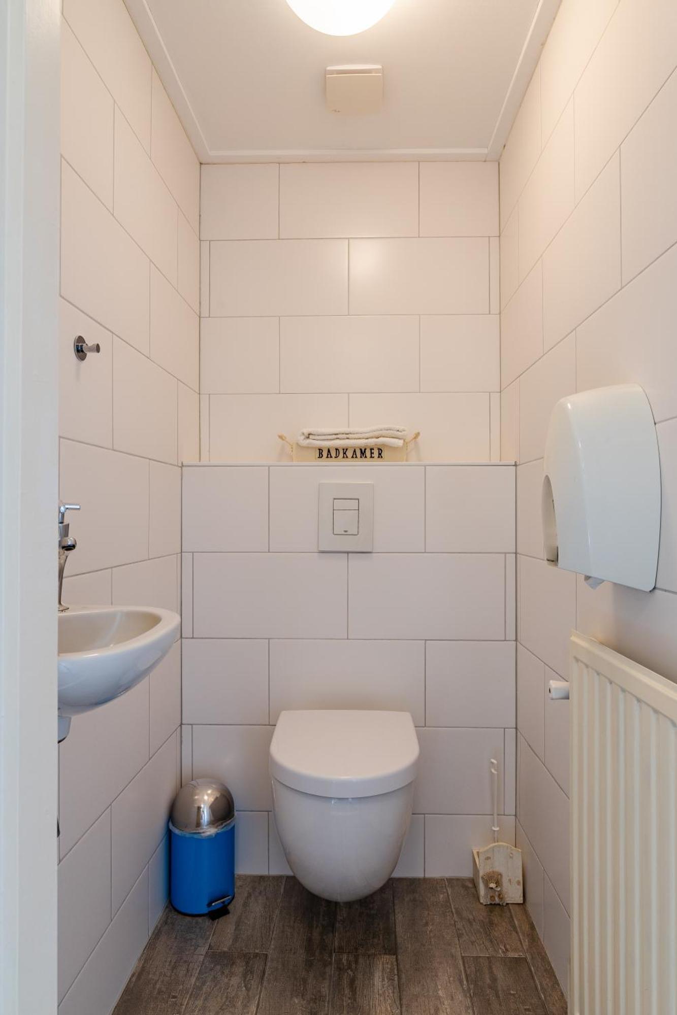 The theme comfort room (NO PETS ALLOWED),1758282007:JPEG