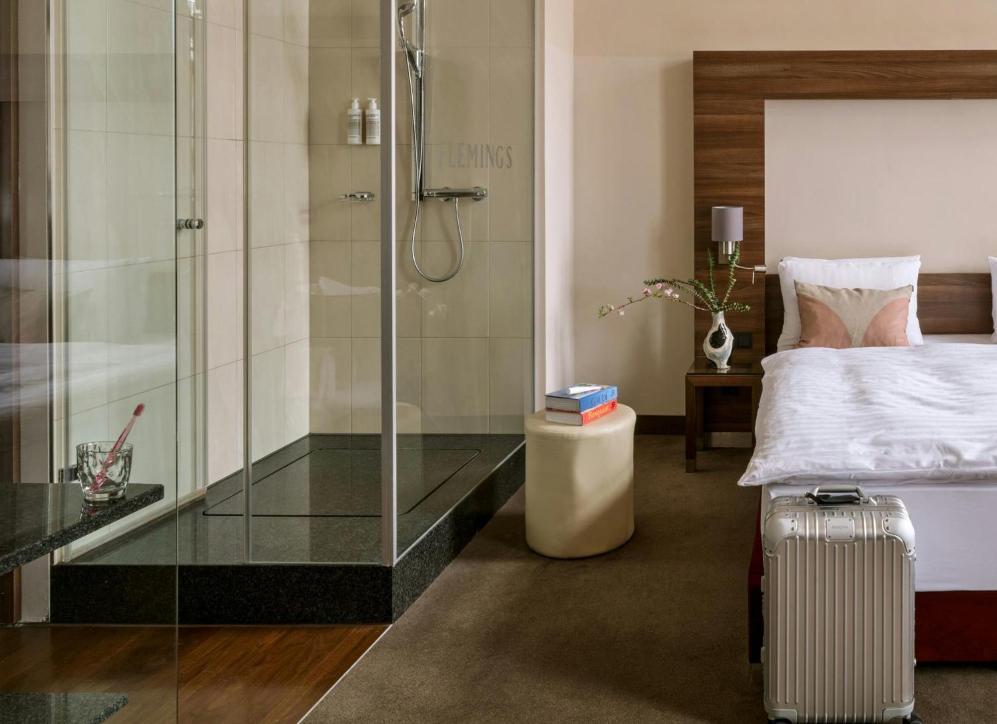 Habitación Superior Plus con cama extragrande y vistas a la ciudad