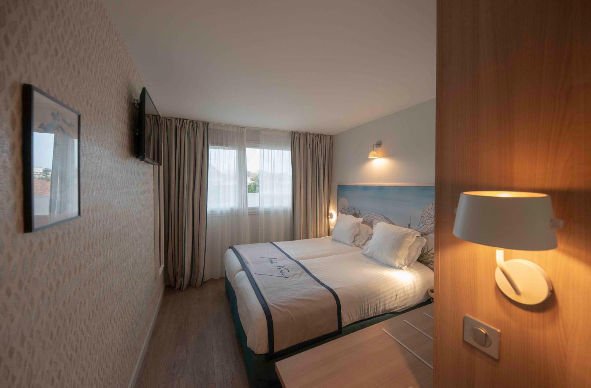 Superior Twin Room,1765160212:JPEG