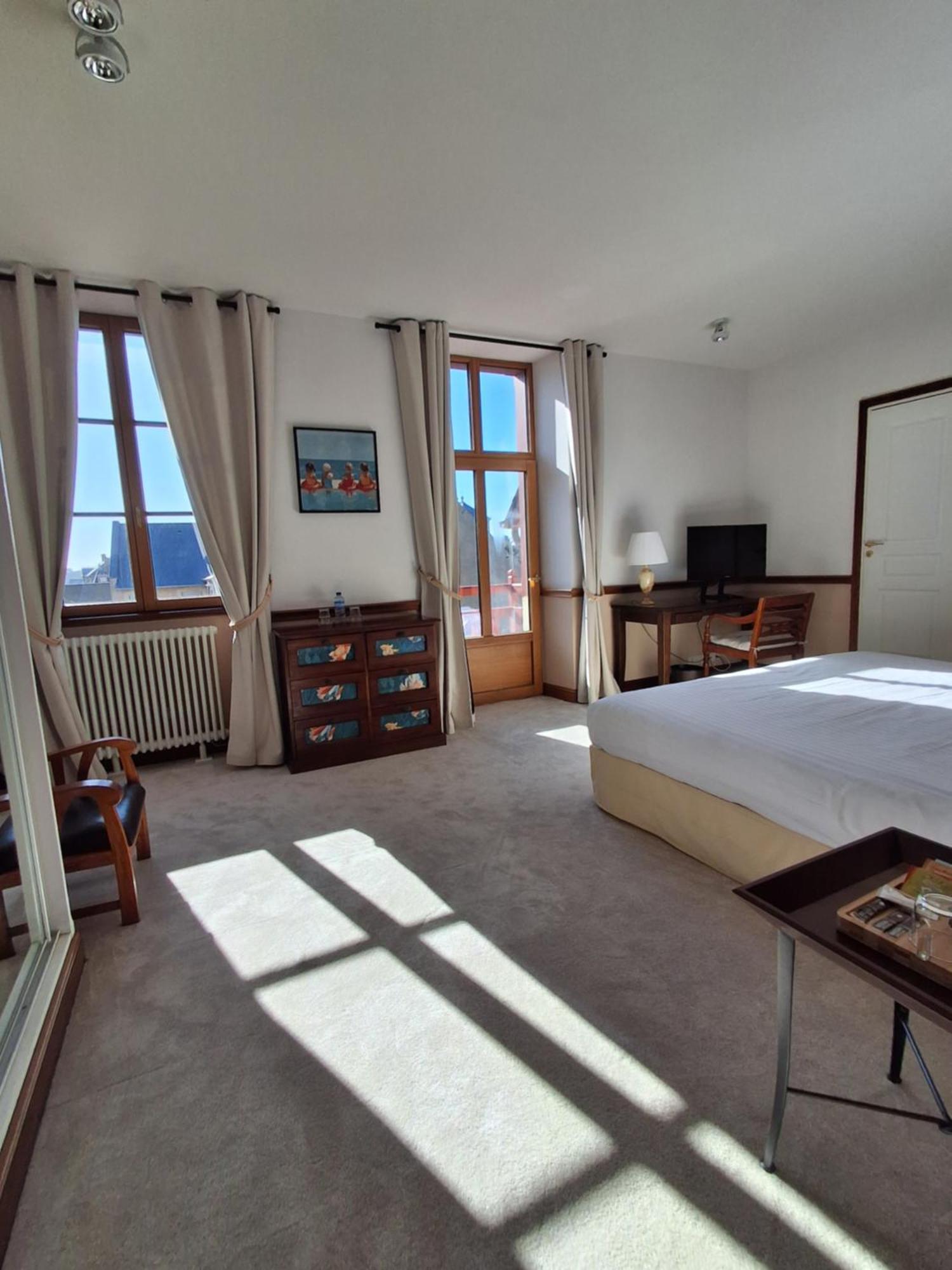 Deluxe King Room,1765175306:JPEG