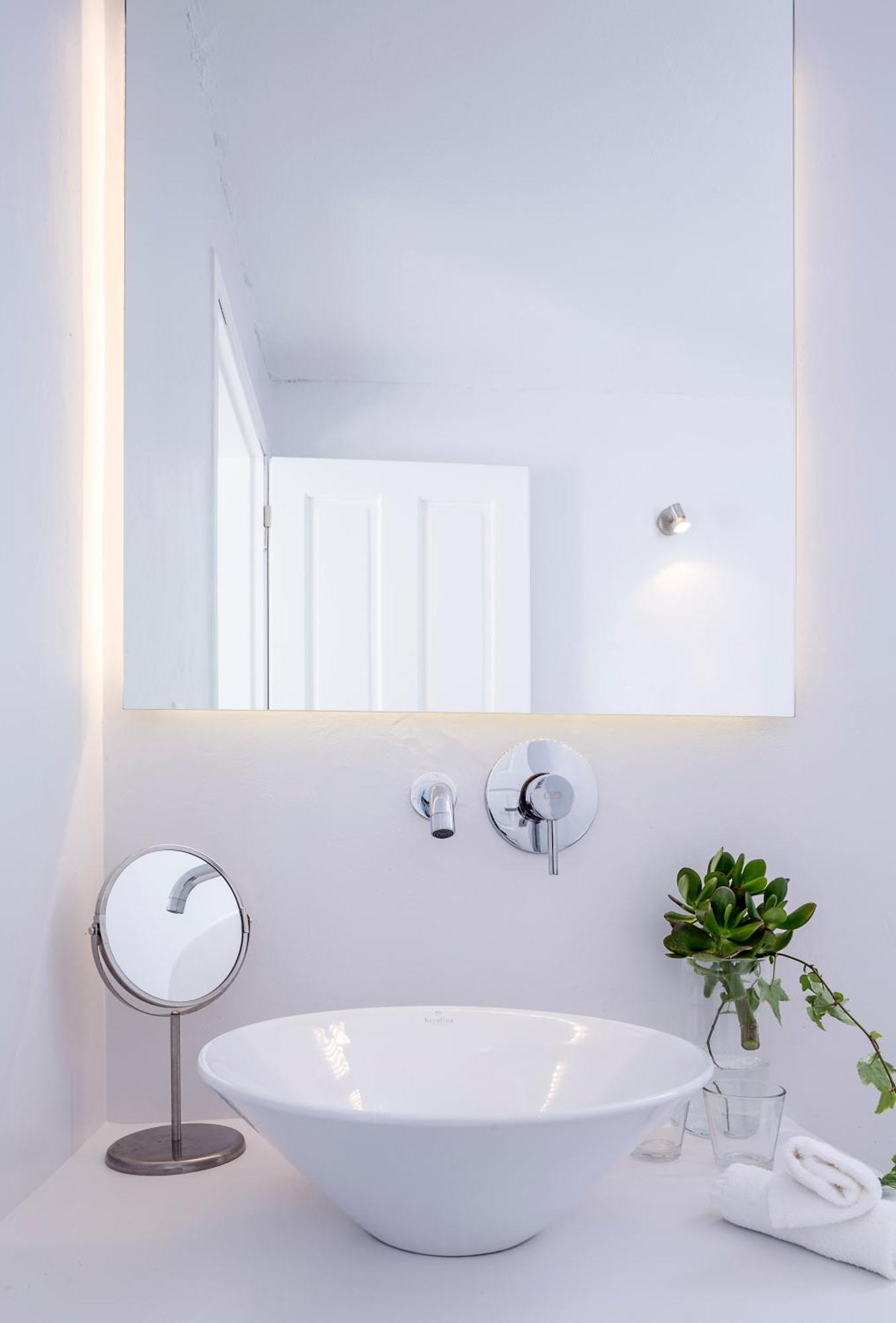 Classic Double Room,1765203082:JPEG