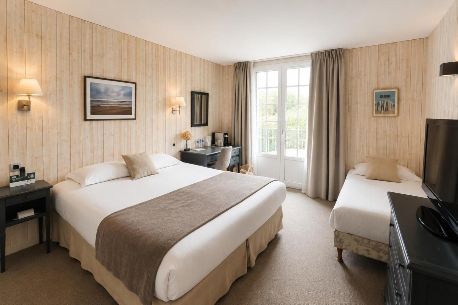 Triple Room
