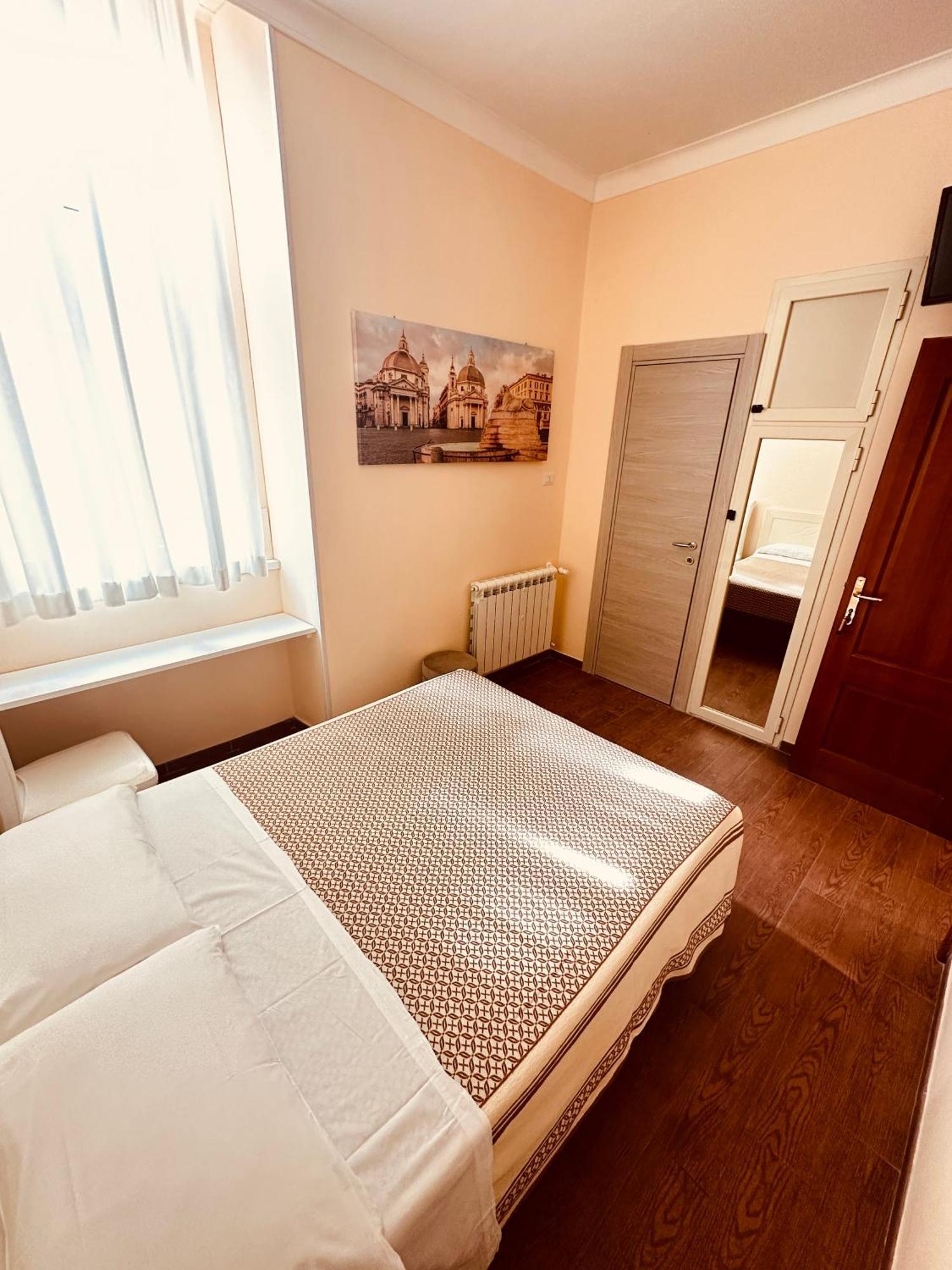 Habitación Doble Pequeña