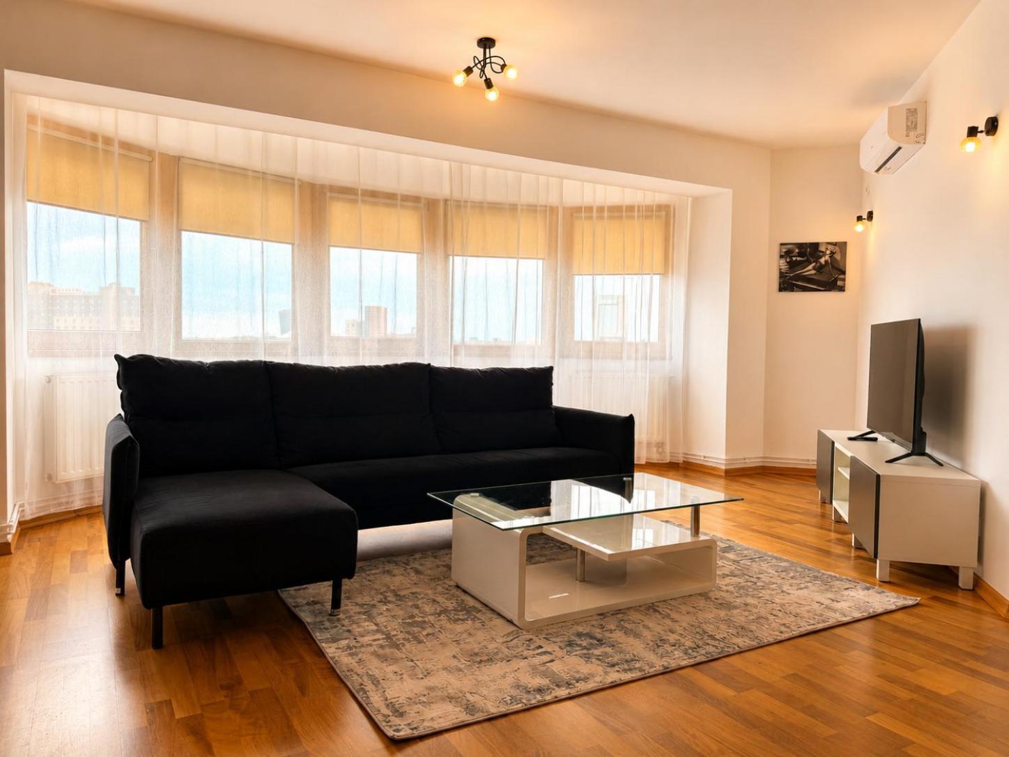 Apartamento de 3 dormitorios con balcón