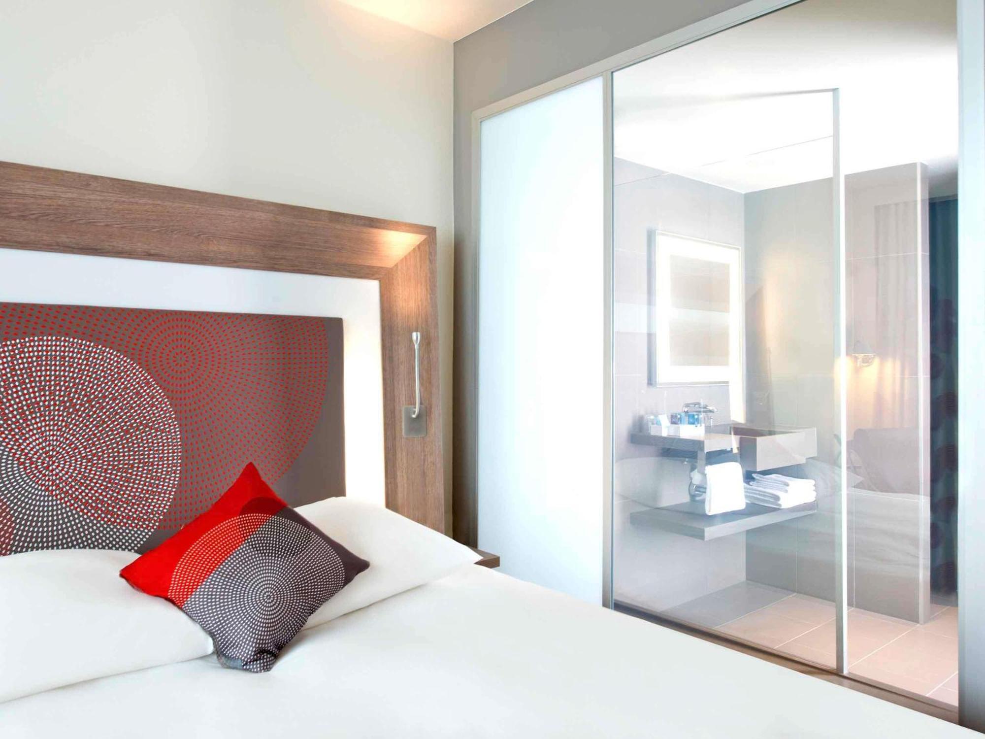 Premium Superior Queen Room