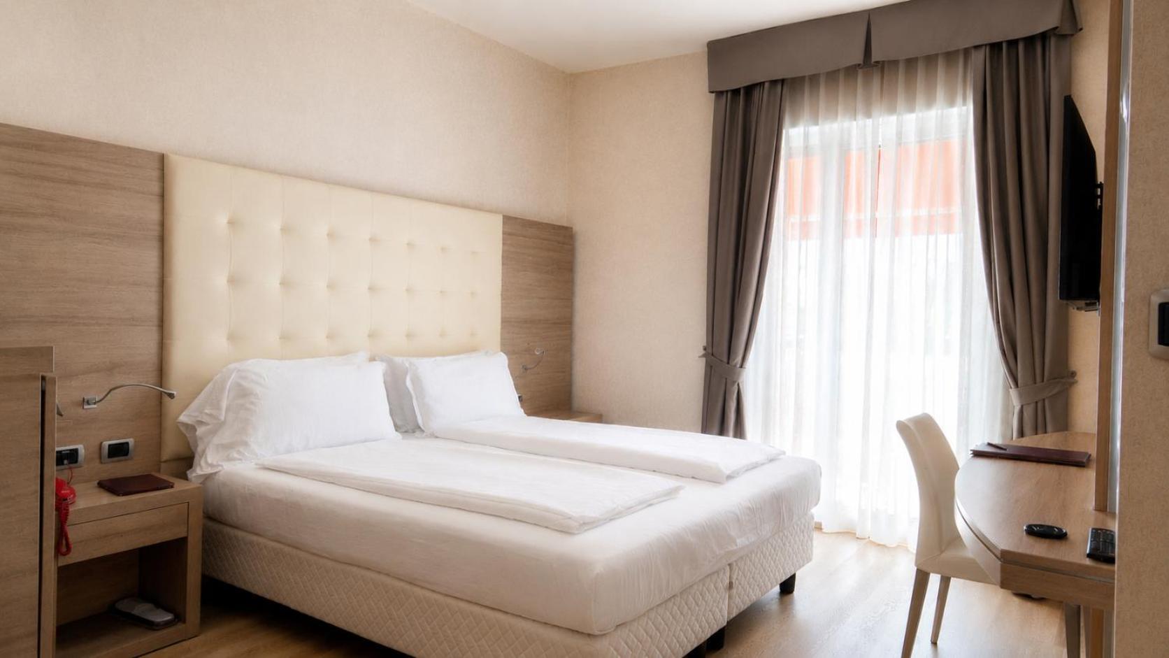 Comfort Double or Twin Room