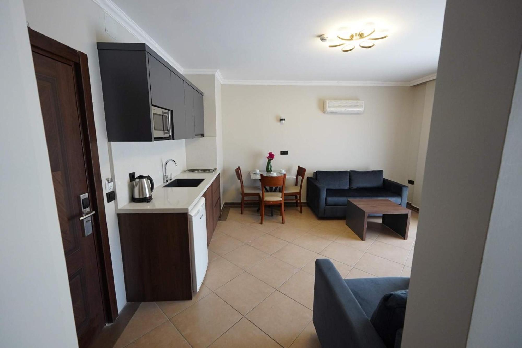 One-Bedroom Apartment