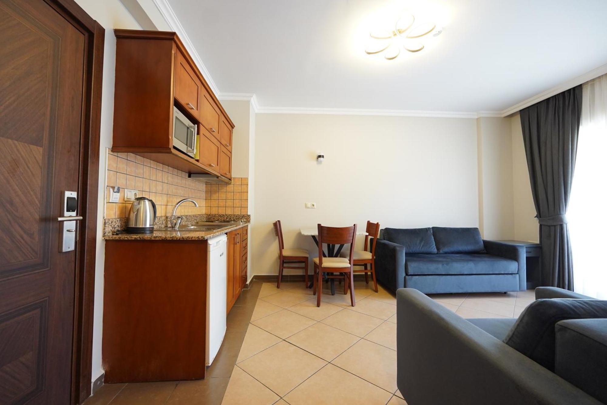 One-Bedroom Apartment