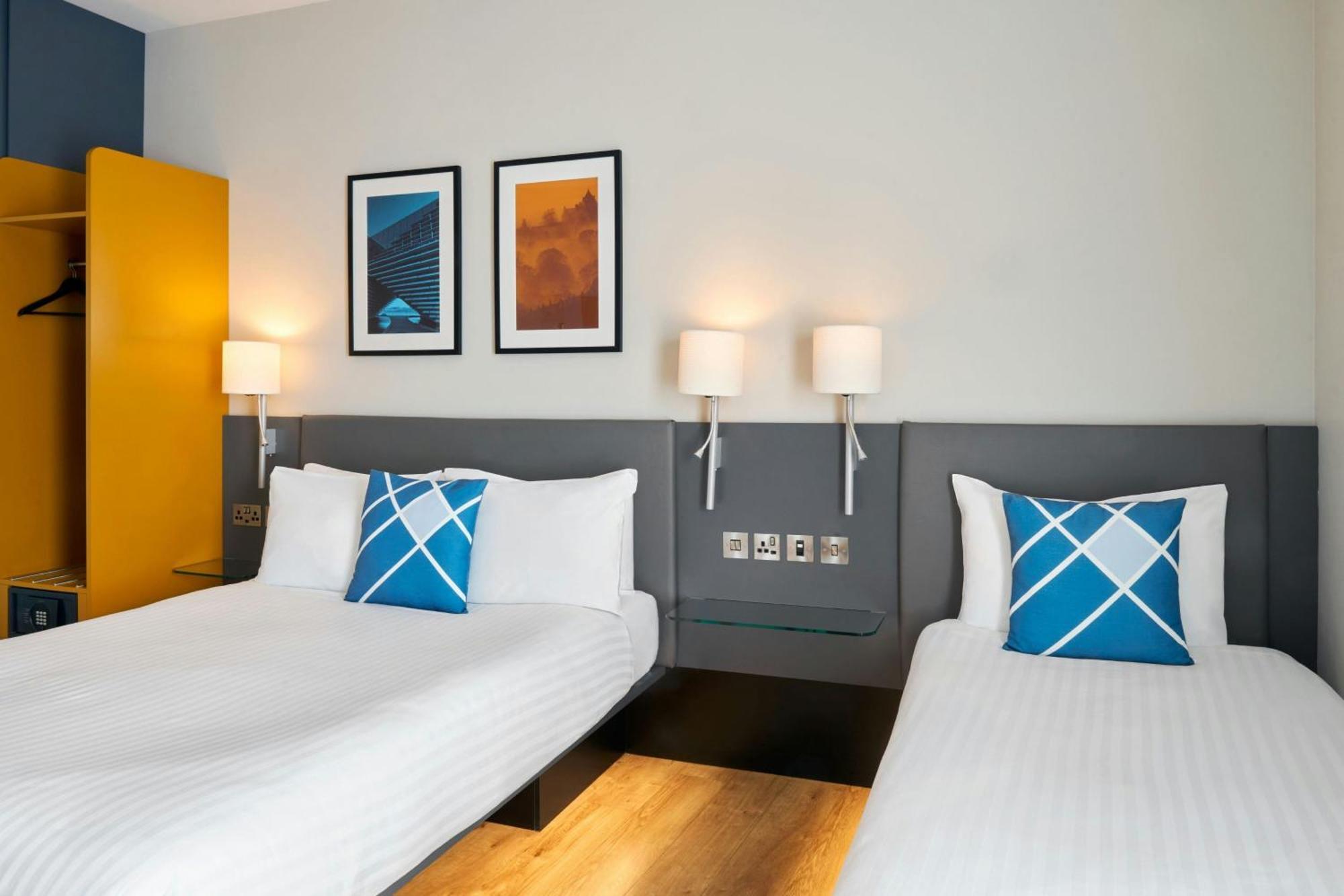 Triple Room One Double Bed One Twin Bed
