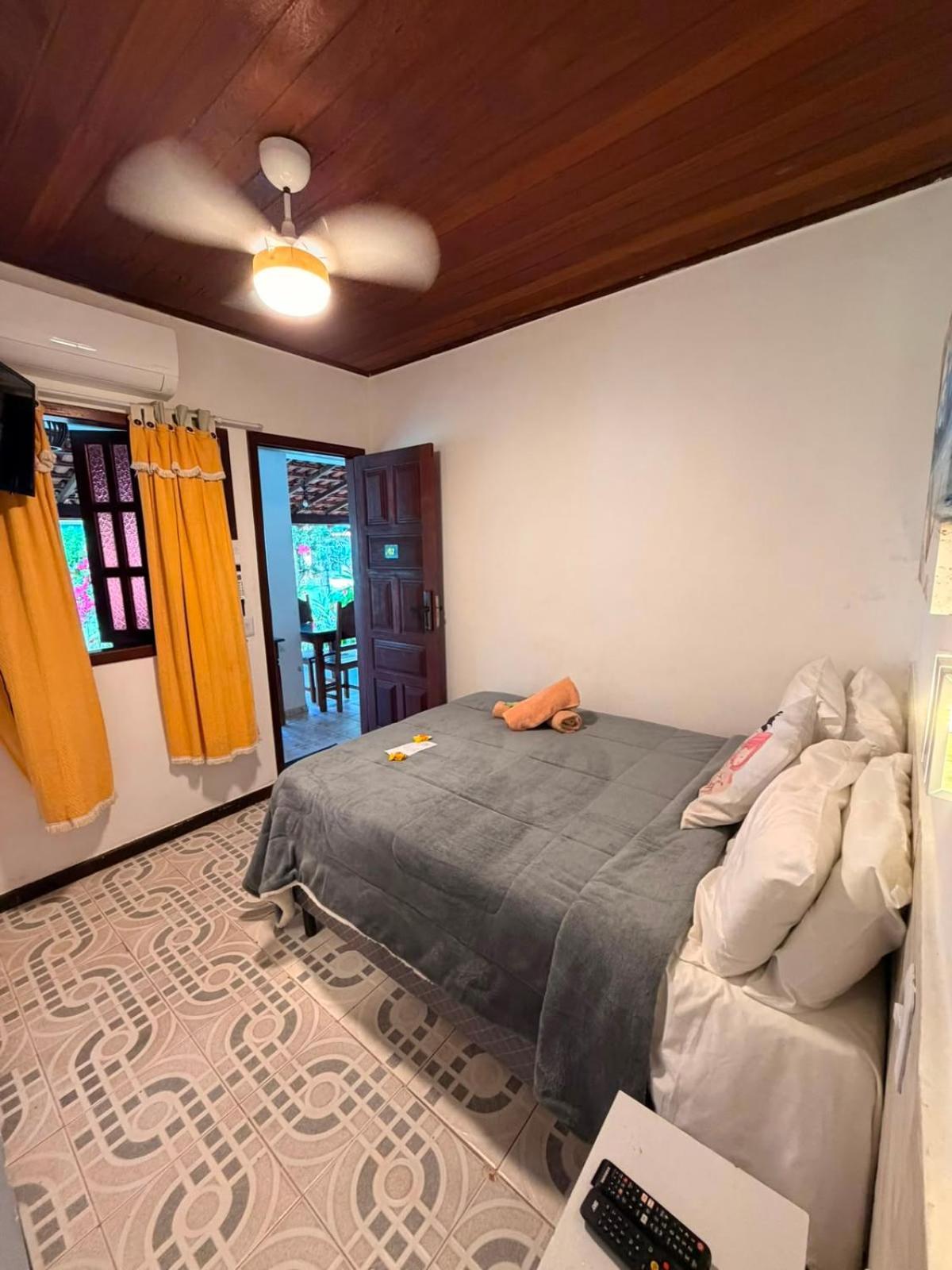 Quarto Duplo