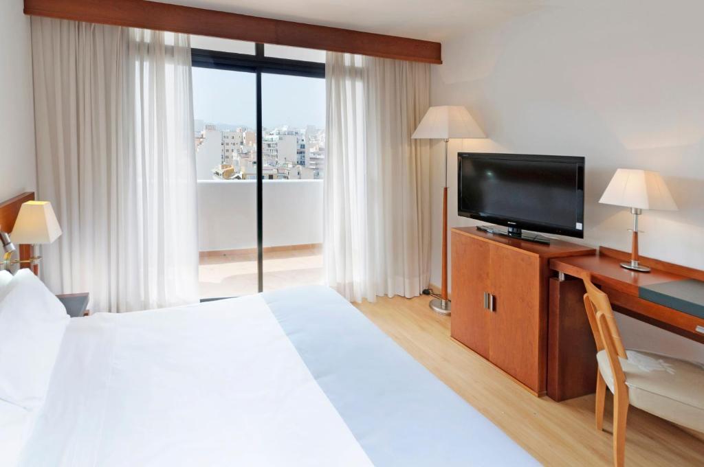 Standard Room with City View