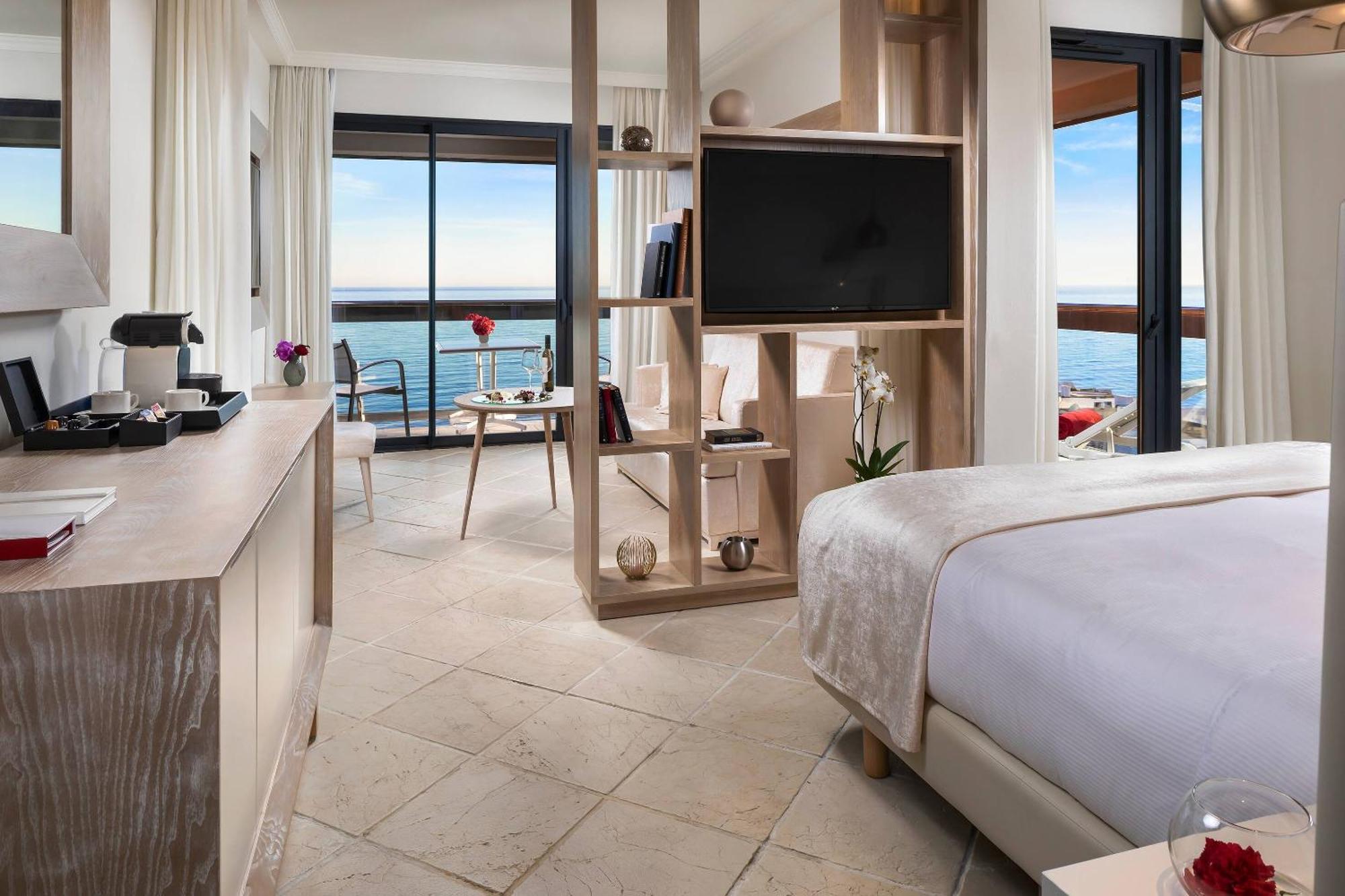 Suite Júnior Oceano - Piso Vermelho