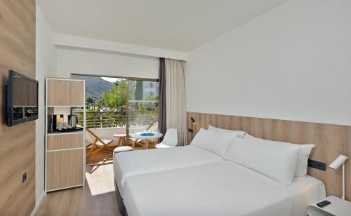 Camera The Innside con Vista Piscina