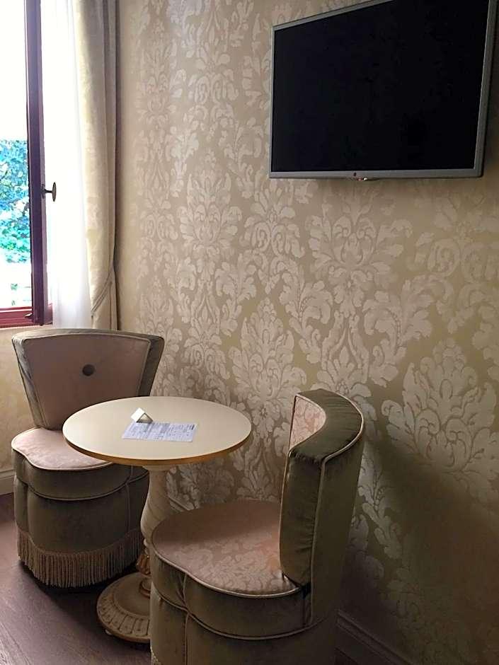 Double or Twin Room Terrace