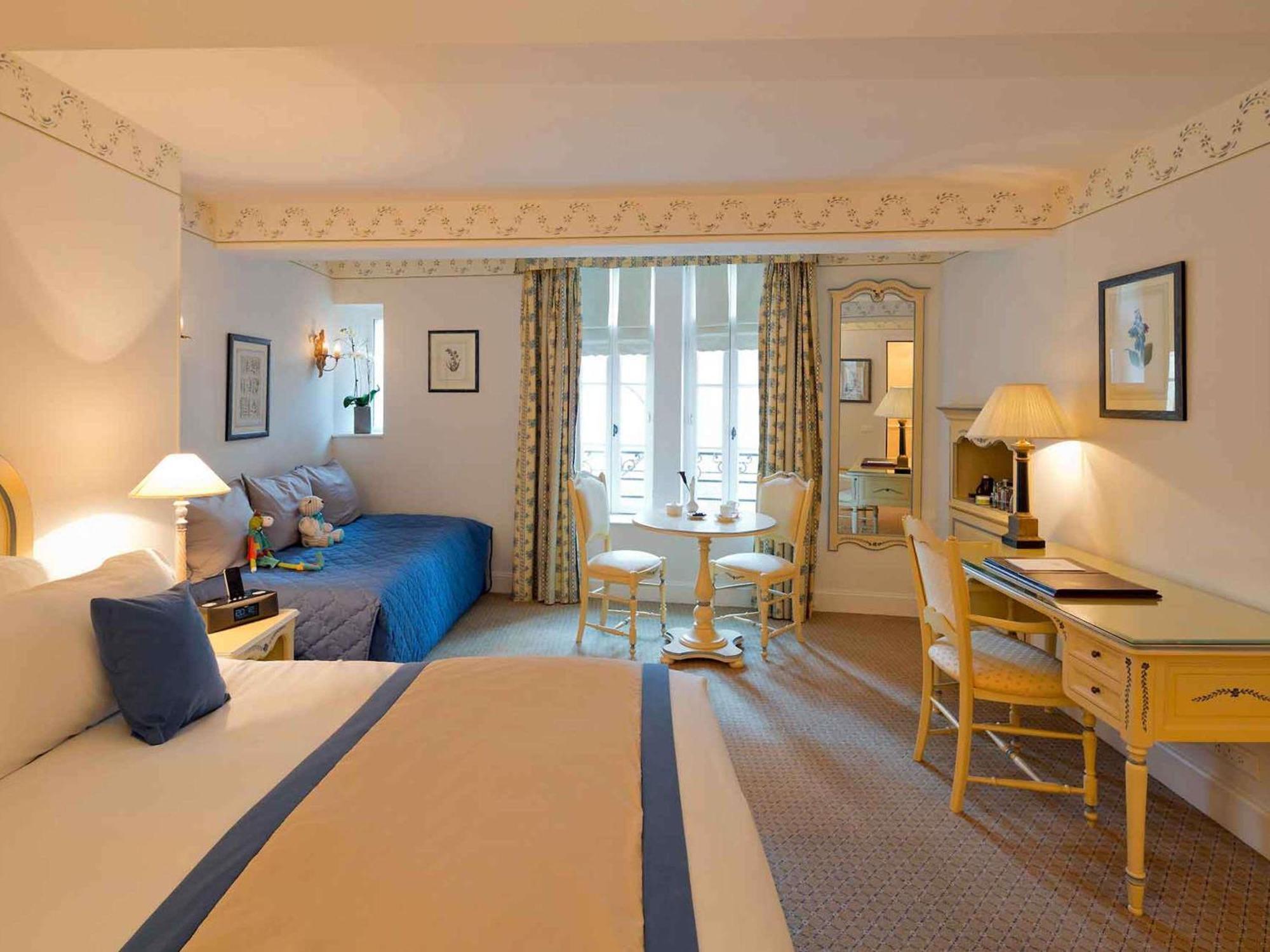 Family Room One Double Two Single Beds