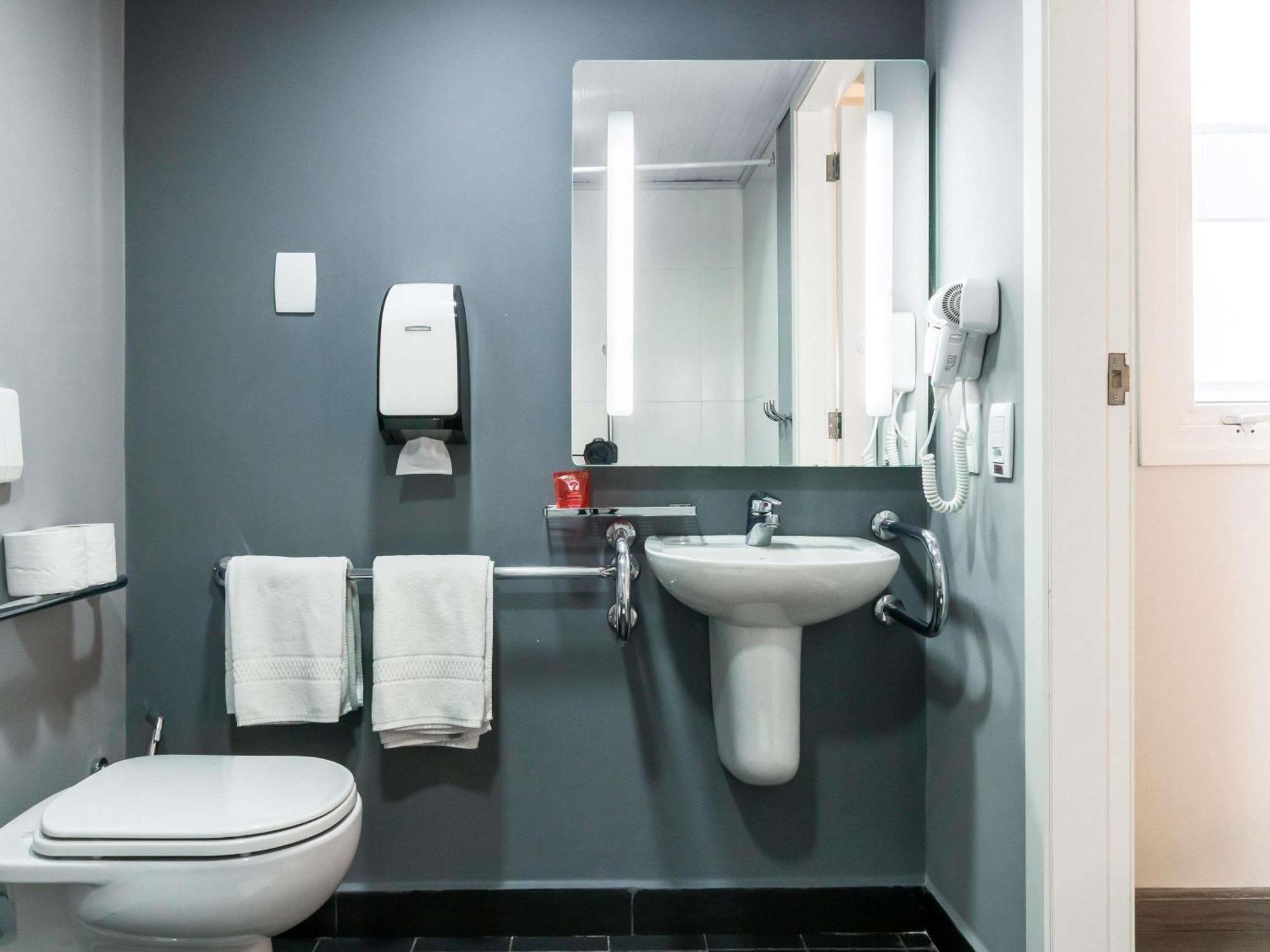 Double Room Mobility Accessible