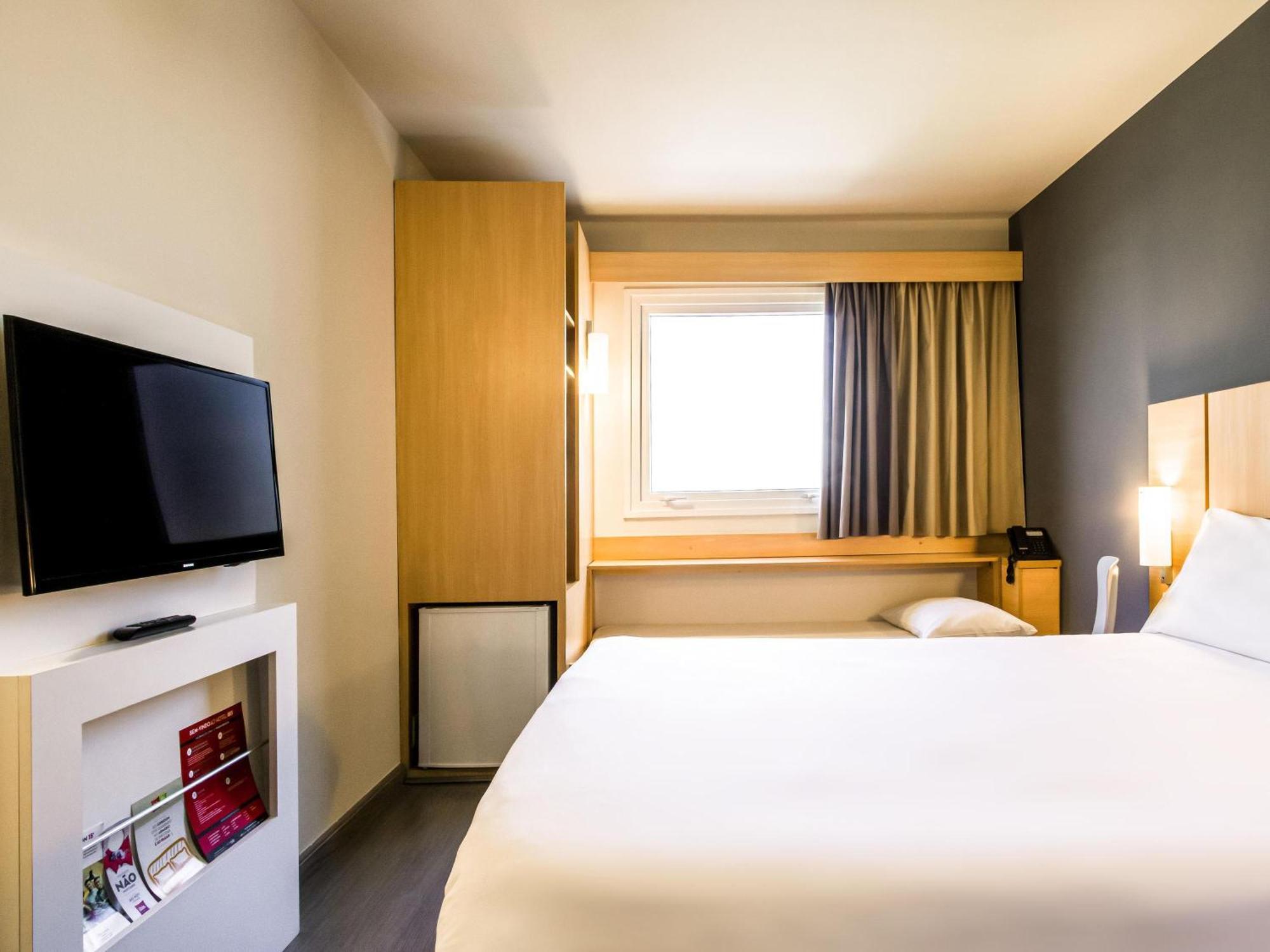 Double Room Extra Child Bed