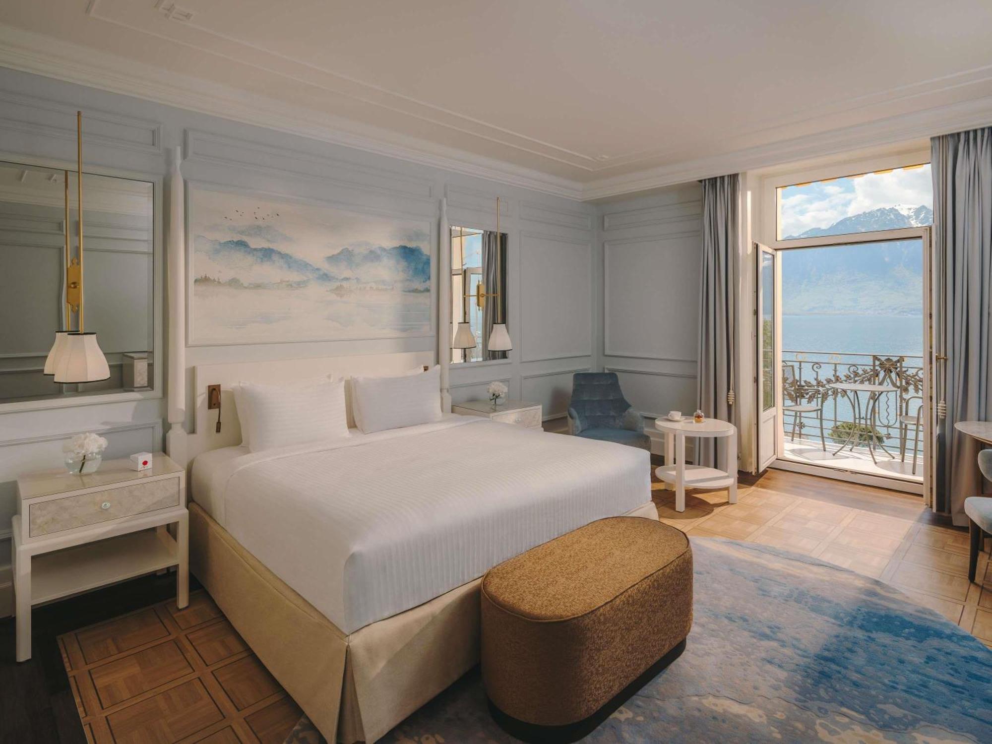 Deluxe Room Lake View