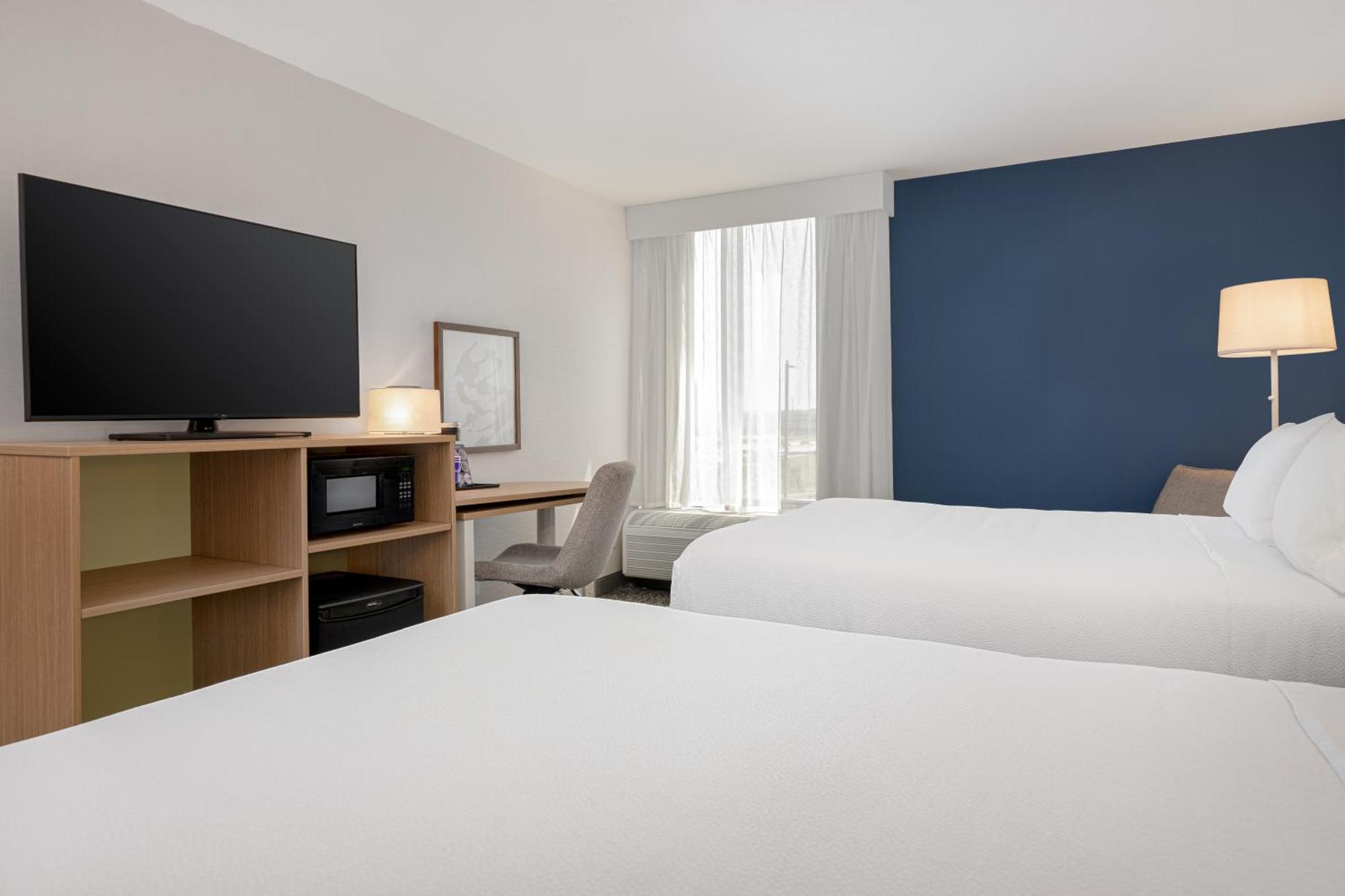Queen Room Two Queen Beds