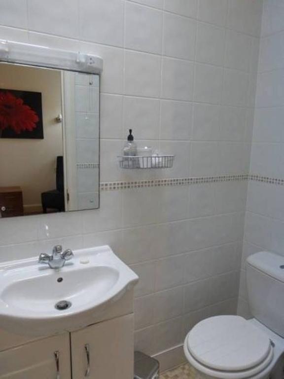 Single Room,188517917:JPEG