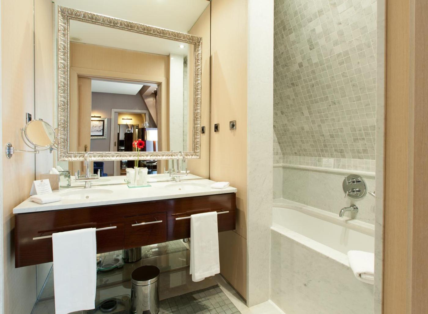 Superior Double Room,203849527:JPEG