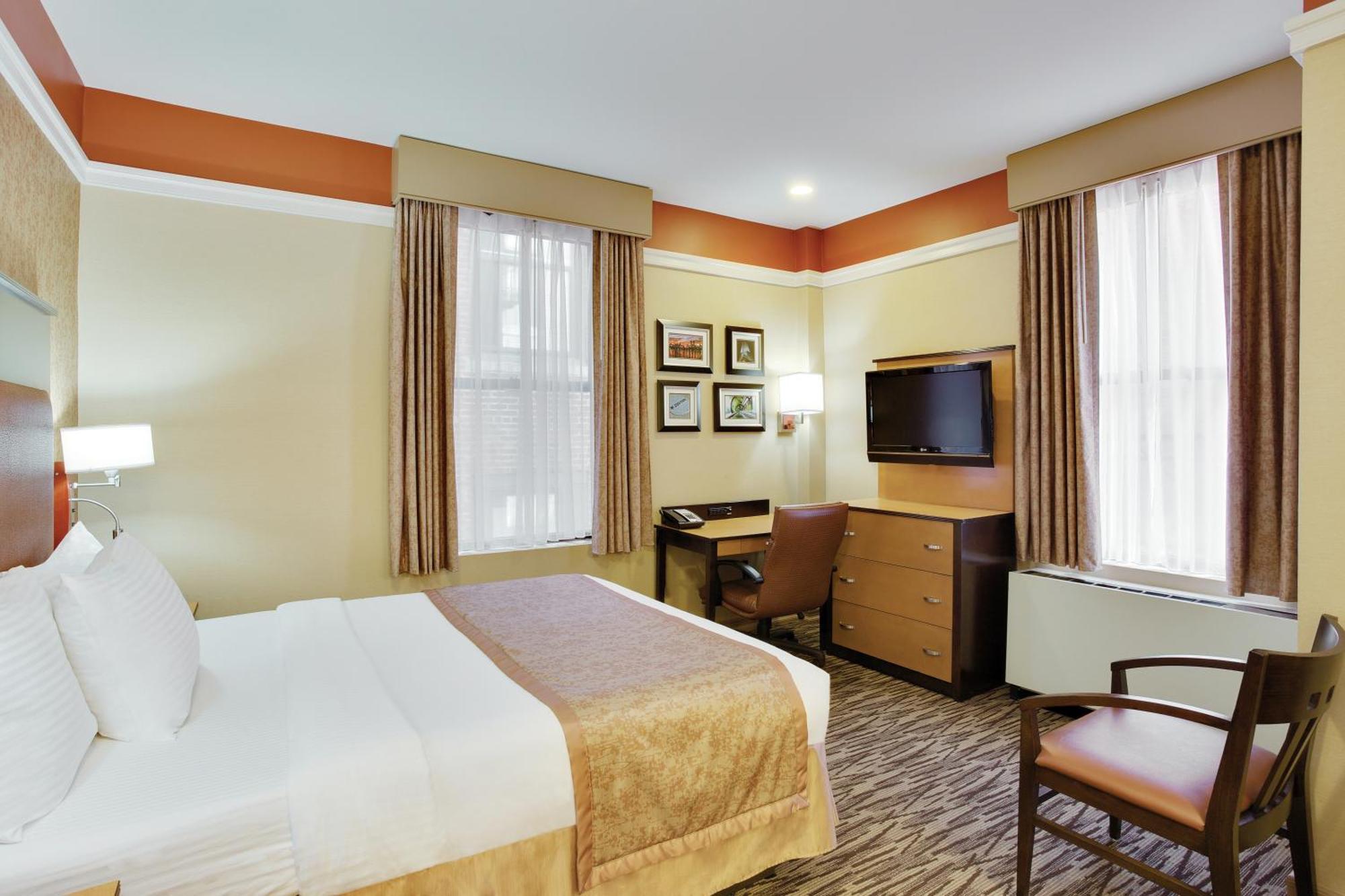 Quarto com Cama Queen-size - Não Fumantes