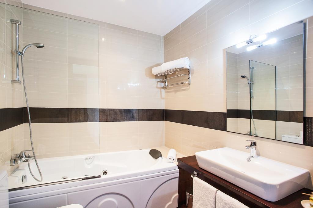 Deluxe Double Room with Sea View,214747154:JPEG