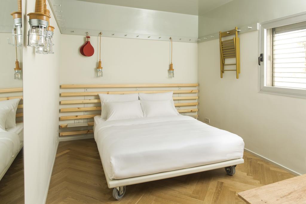 Double Room,711012199:JPEG