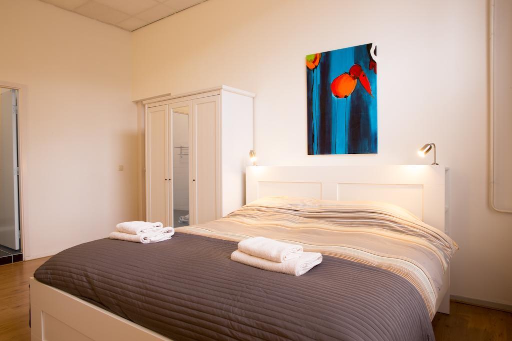 Double Room,864073556:JPEG