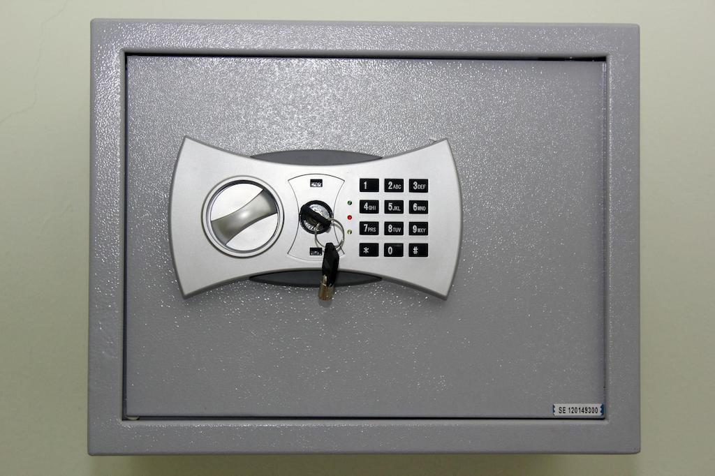 Queen Room with Two Queen Beds,1018768621:JPEG