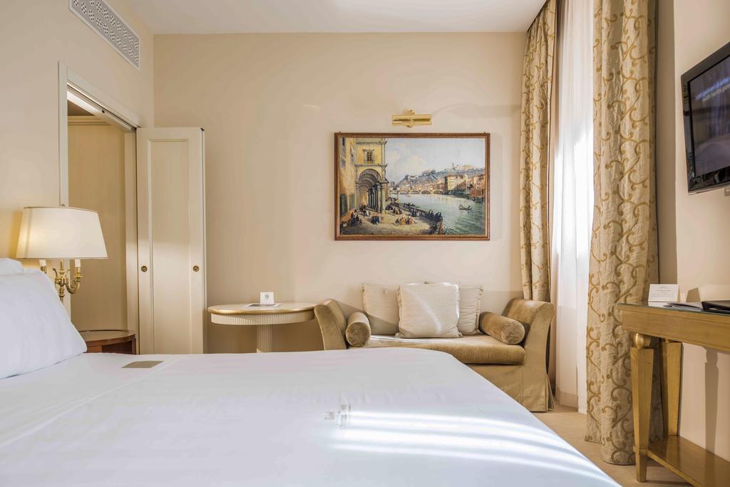 Chambre Deluxe Double ou Lits Jumeaux