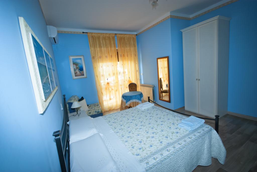 Double Room with Private Bathroom,855769859:JPEG