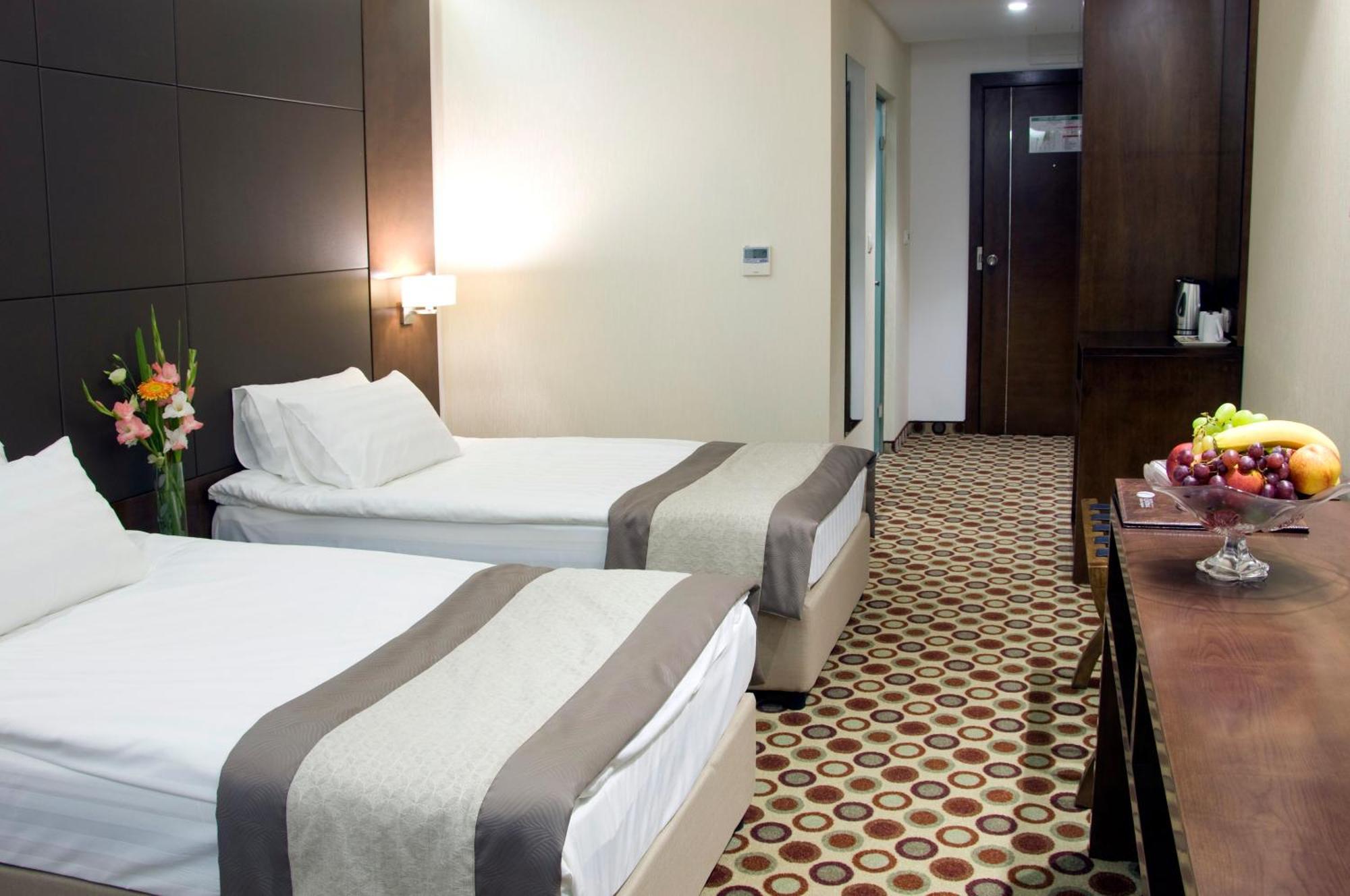 Family Suite,499530522:JPEG