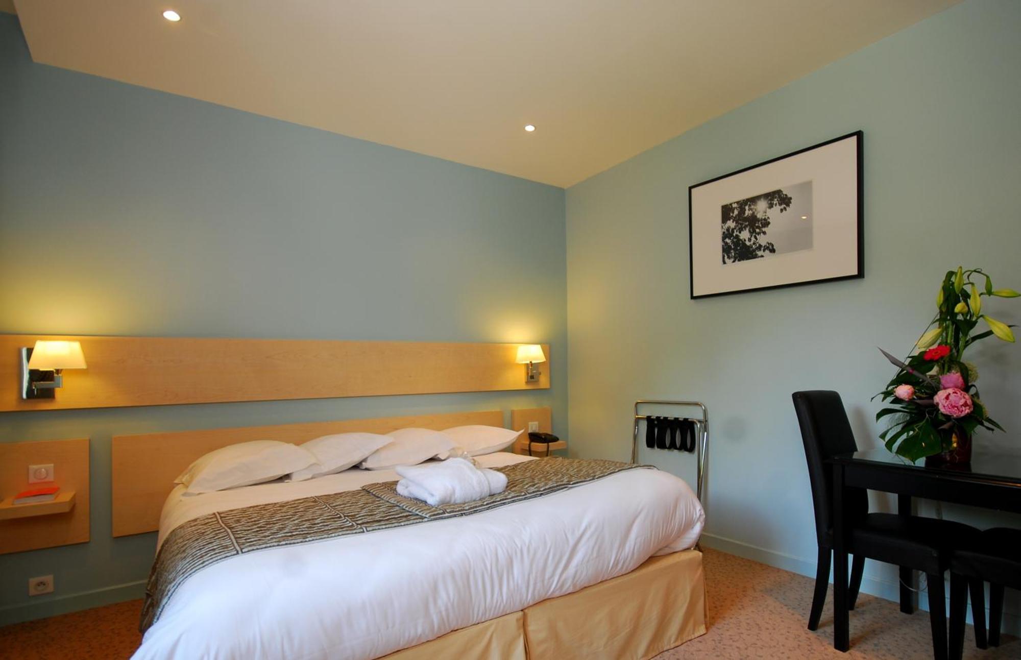 Classic Double Room,641942274:JPEG