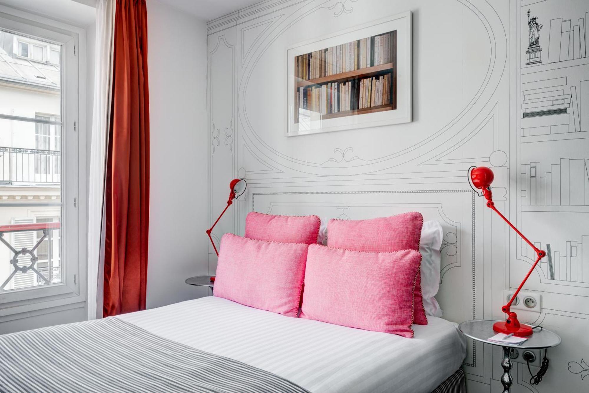 Quarto Duplo