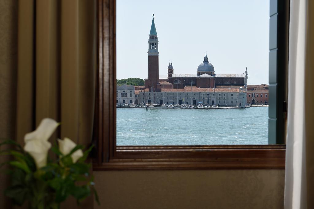 Deluxe Room with Lagoon View,1433370424:JPEG
