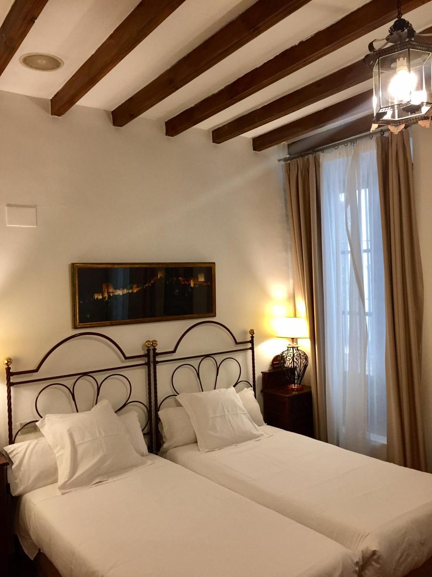 Double or Twin Room,397337940:JPEG