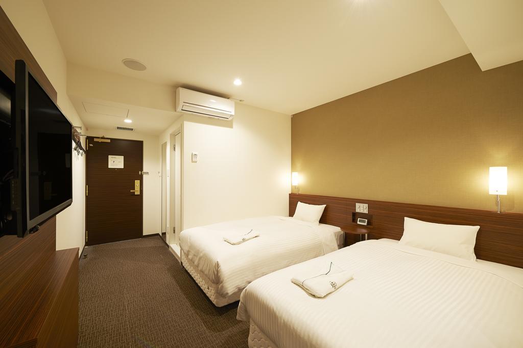 Twin Room - Non-Smoking,512129001:JPEG