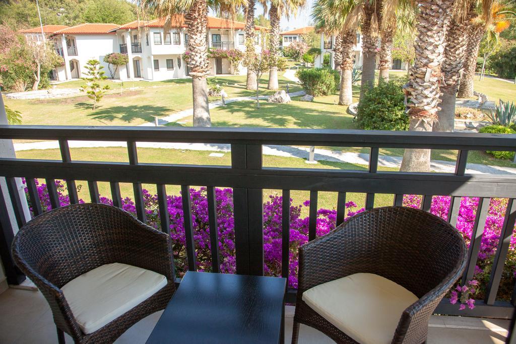 Habitación Doble Estándar con vistas al jardín - 2 camas