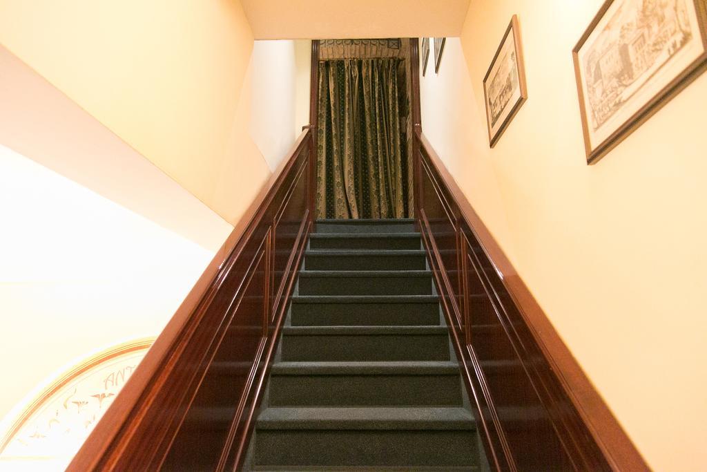 Single Room,444742824:JPEG