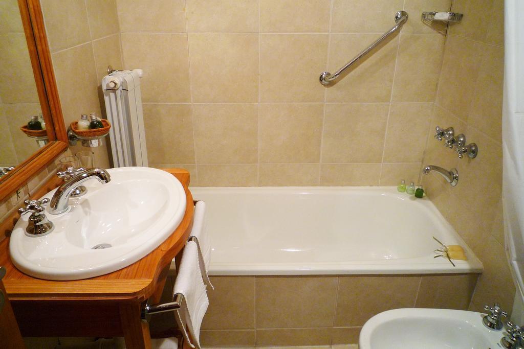 Premium Double or Twin Room,445174914:JPEG