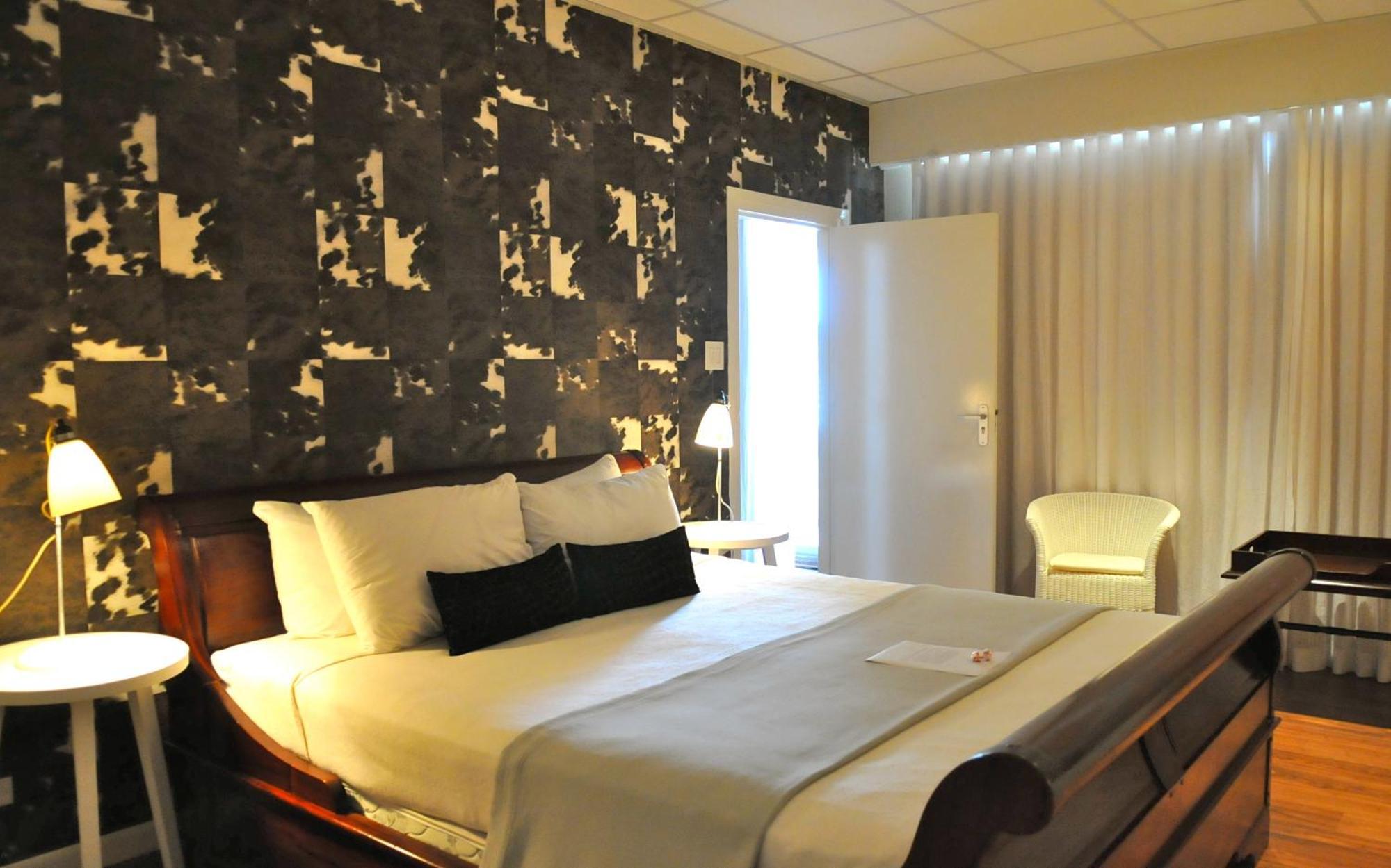 Executive Suite City View