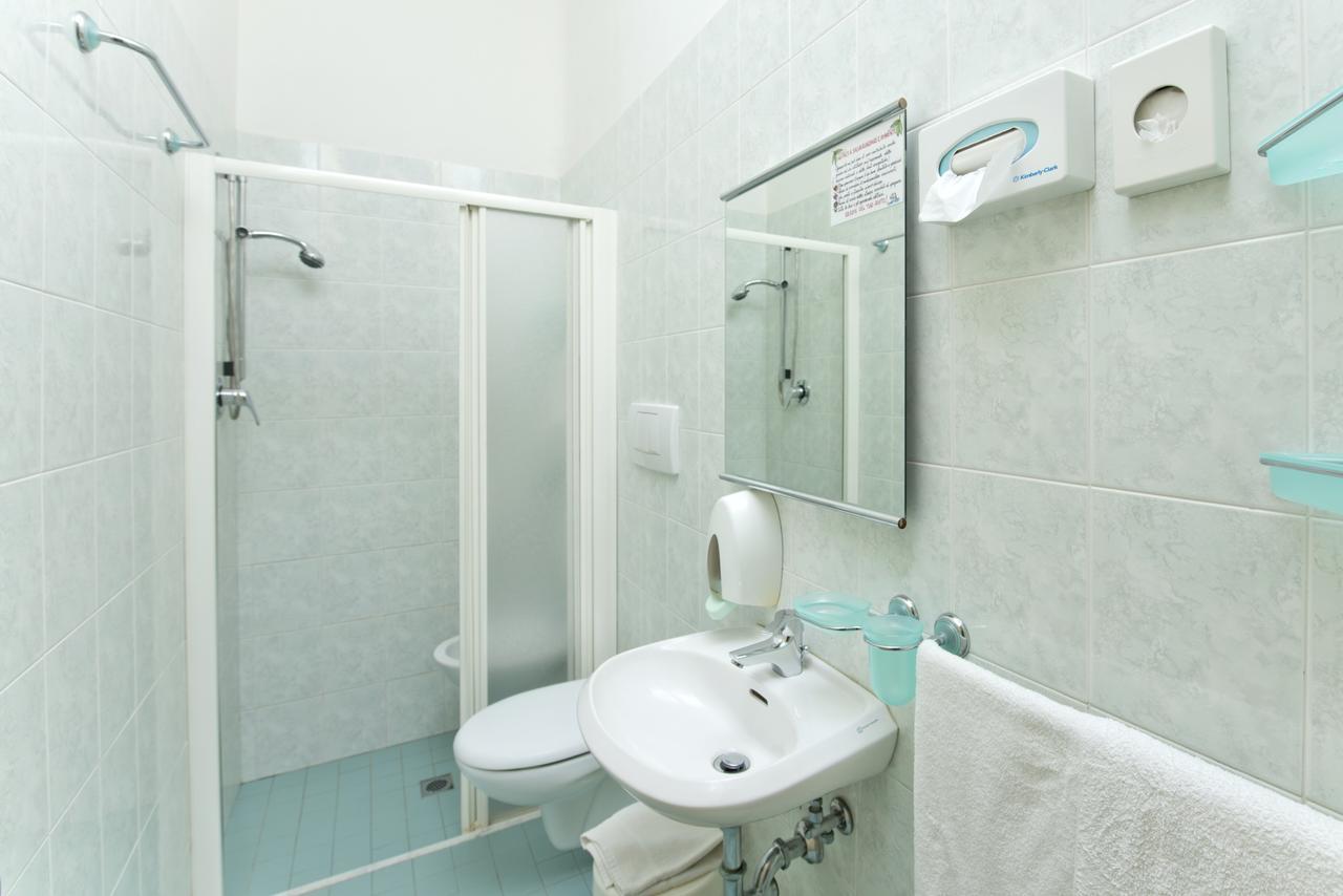 Double Room,664921761:JPEG