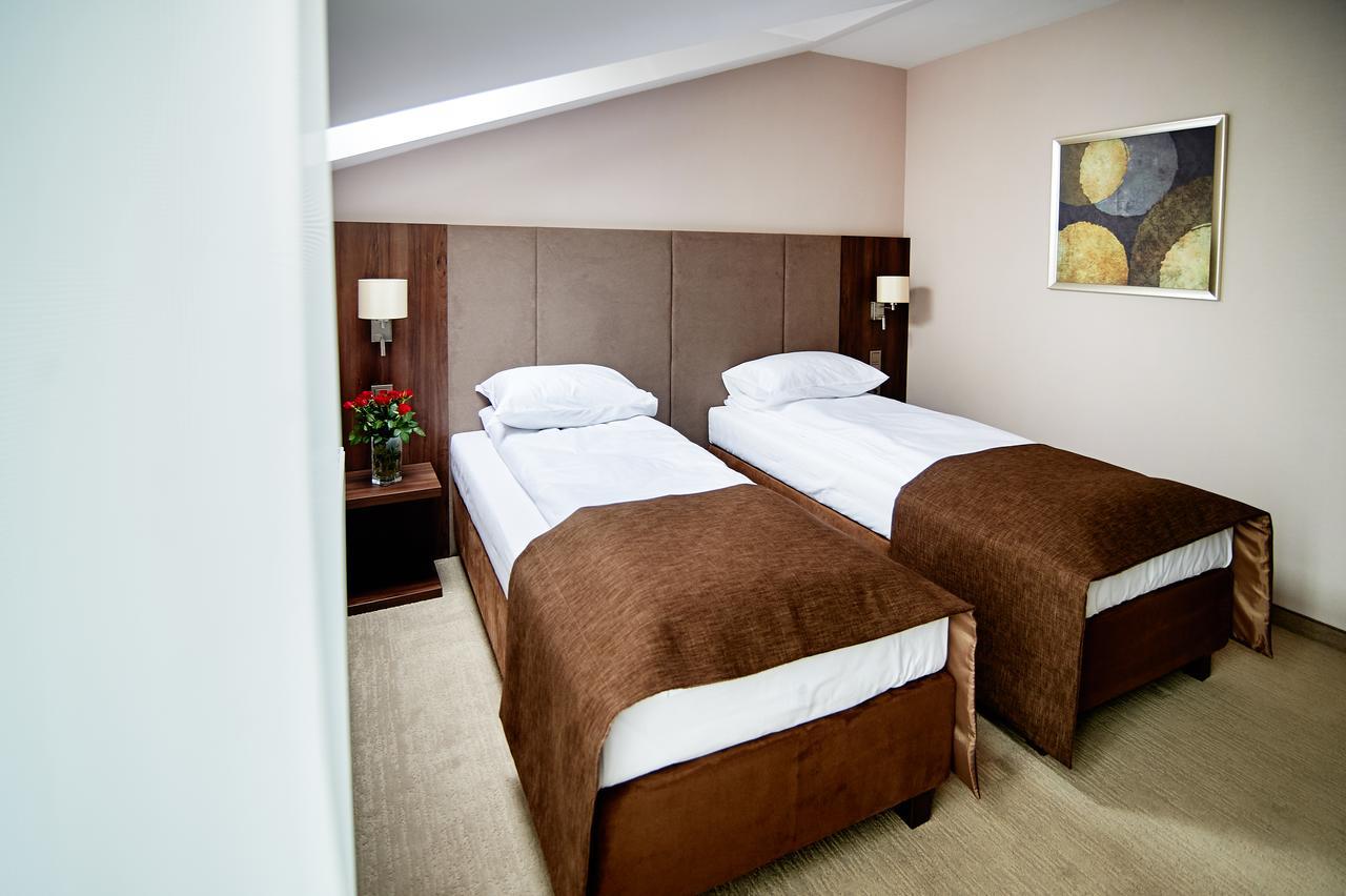 Tweepersoonskamer met 1 of 2 Bedden en Eigen Badkamer