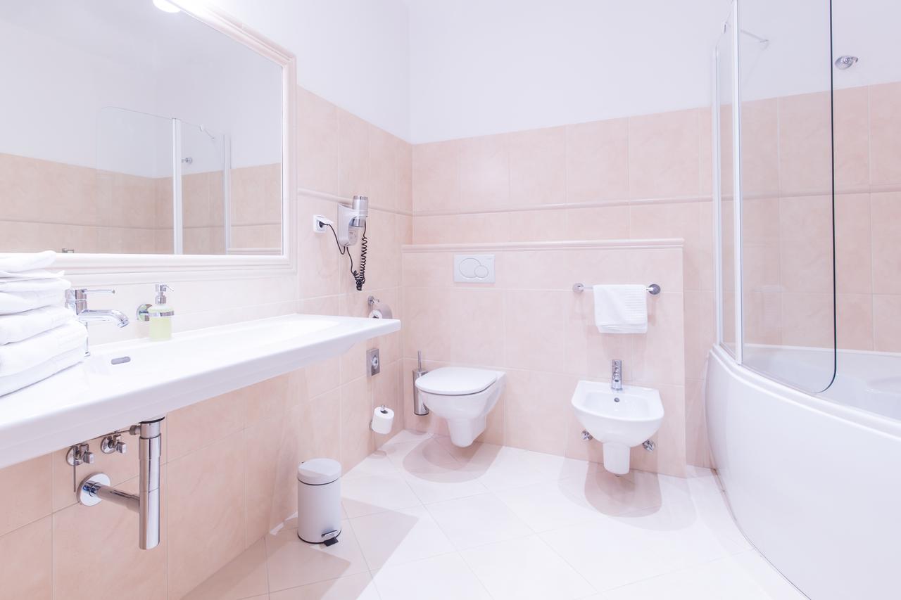 Superior Single Room