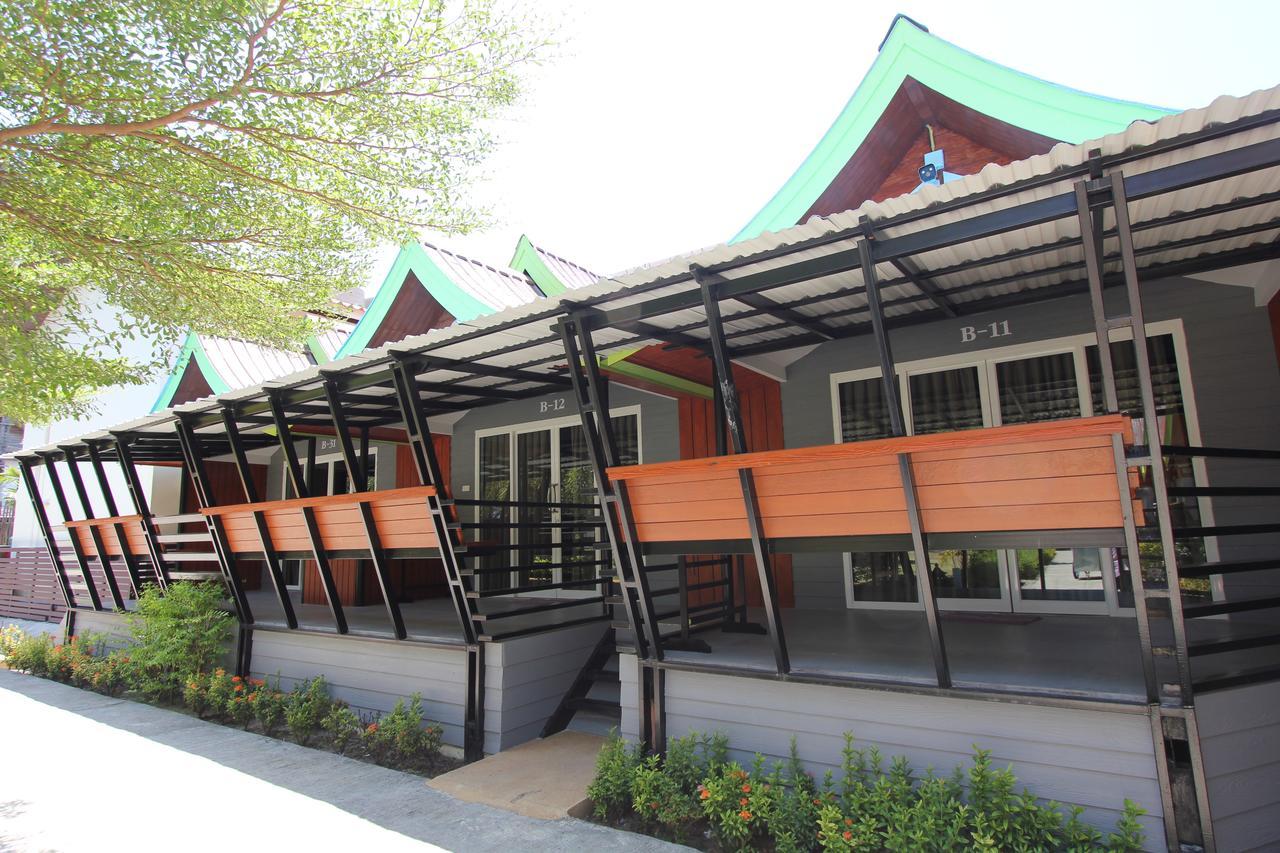 Deluxe Bungalow