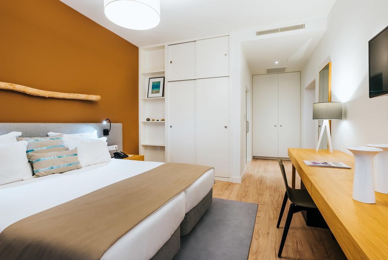 Quarto Twin Deluxe com Vista Mar