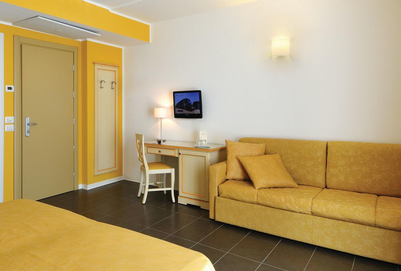 Quadruple Room with Sea View