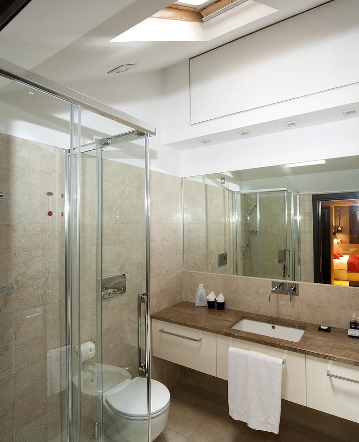 Apartamento com 1 Quarto - Anexo